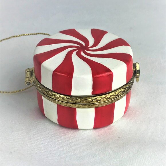 Peppermint Candy Porcelain Hinged Surprise Gift Trinket Box Christmas Ornament - Picture 4 of 5